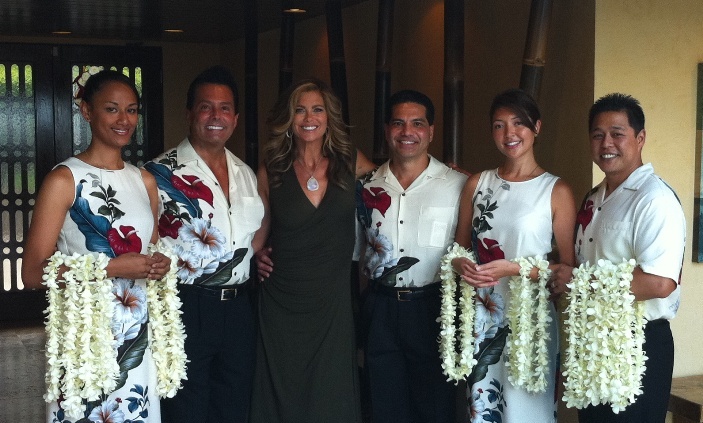Oasis World Estate ~ Kathy Ireland & Leis Of Hawaii ~ Hawaiian Weddings